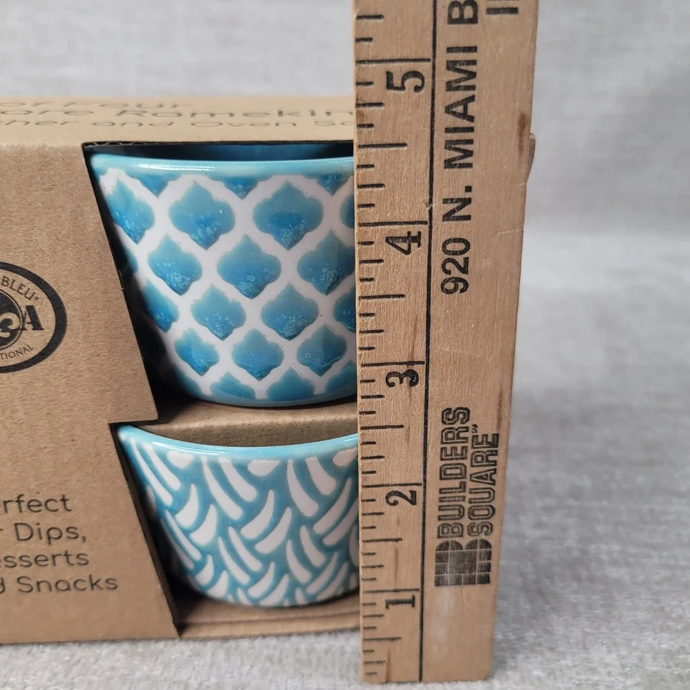 BIA Cordon Bleu 6 oz Stoneware Ramekins Set of 4 Blue White Patterned Bowls NEW